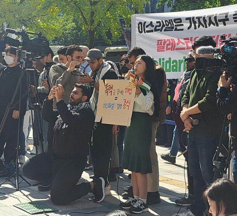 📣한국 대학생, “모든 책임은 이스라엘에 있다!”