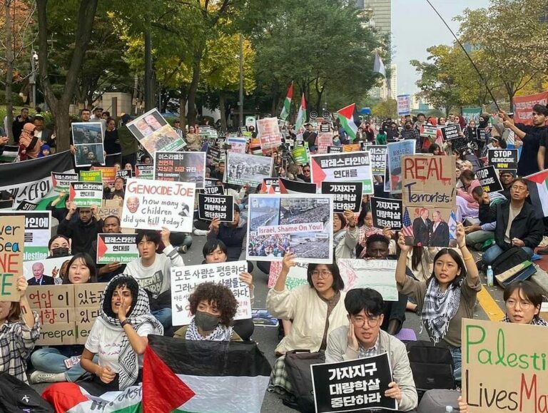 11월 4일 팔레스타인의 승리를 바라는 집회와 행진이 성공적으로 열렸습니다