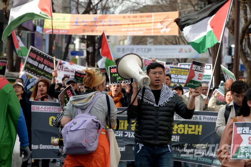 ’팔레스타인인들과 연대를! 제26차 집회와 행진‘에 참가했습니다!