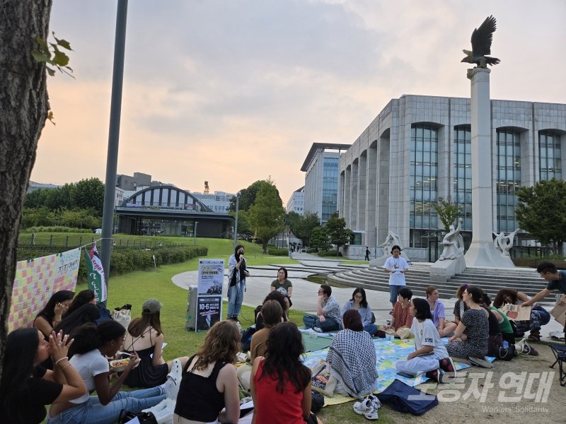 연세대 간담회: 캠퍼스 농성을 경험한 내외국인 학생들이 서로를 고무하다